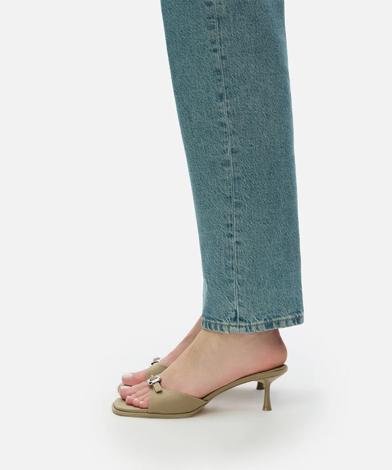 ابيكول High Heel Sandals With Buckles